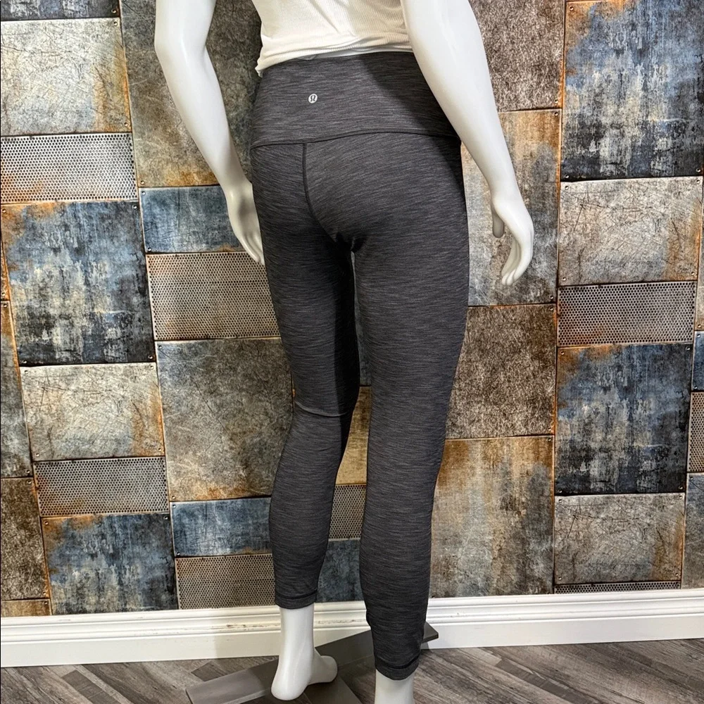 Lululemon Wunder Under Hi-Rise 7/8 Tight *Full-On Luxtreme 25" Size 8 - Picture 4 of 11